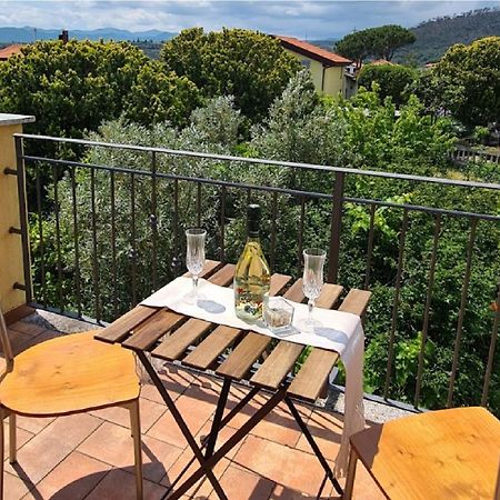 La Terrazza Sui Limoni - Suite Degli Ospiti - Mare, Escursioni A Piedi O Bike, Falesie Per Arrampicate Cisano sul Neva Exteriör bild