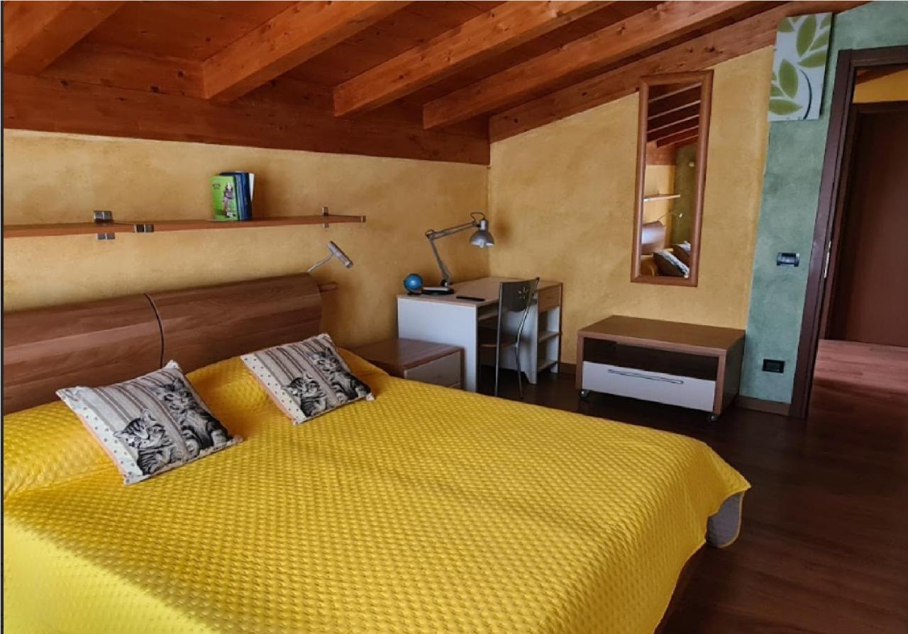 La Terrazza Sui Limoni - Suite Degli Ospiti - Mare, Escursioni A Piedi O Bike, Falesie Per Arrampicate Cisano sul Neva Exteriör bild