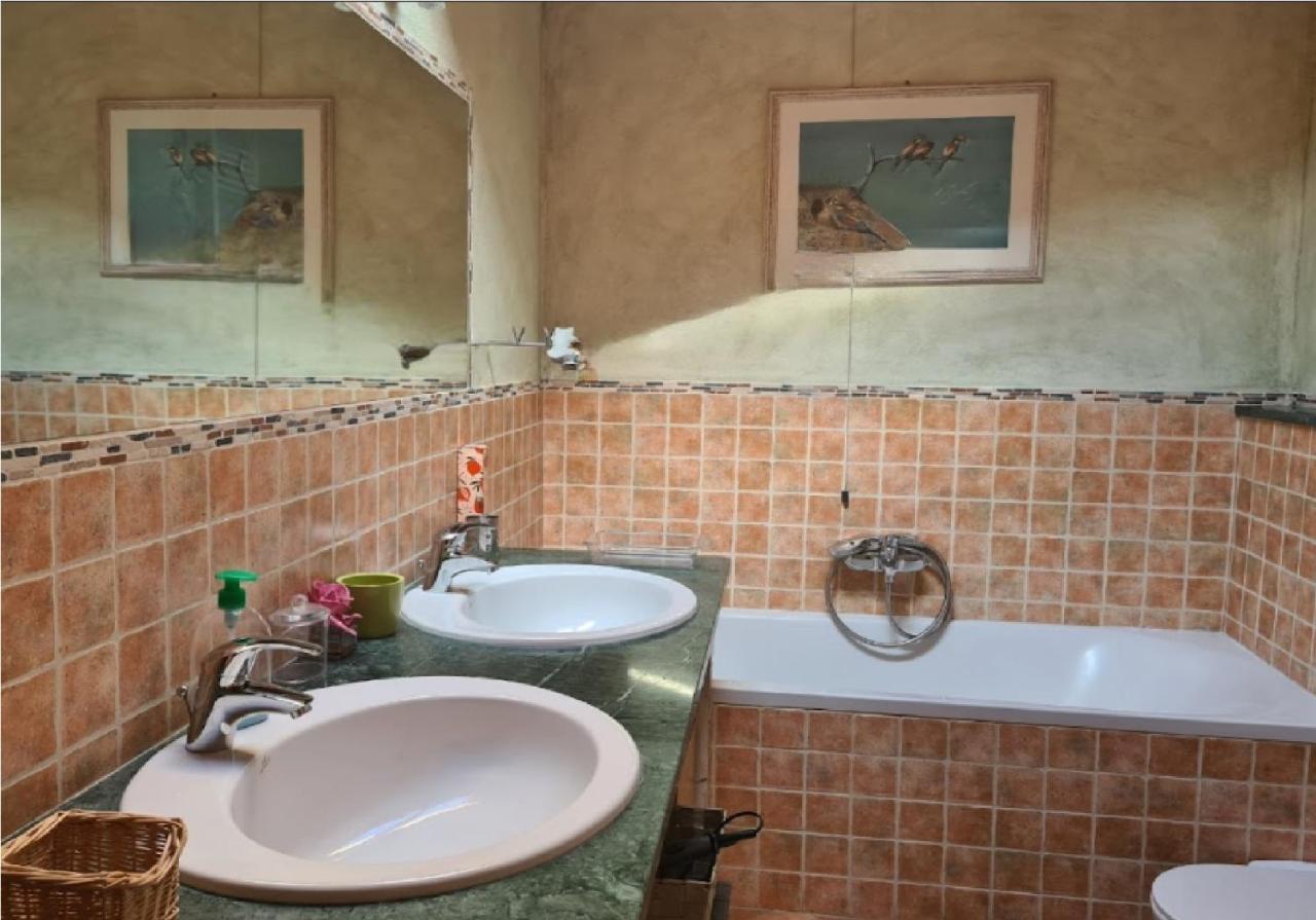 La Terrazza Sui Limoni - Suite Degli Ospiti - Mare, Escursioni A Piedi O Bike, Falesie Per Arrampicate Cisano sul Neva Exteriör bild